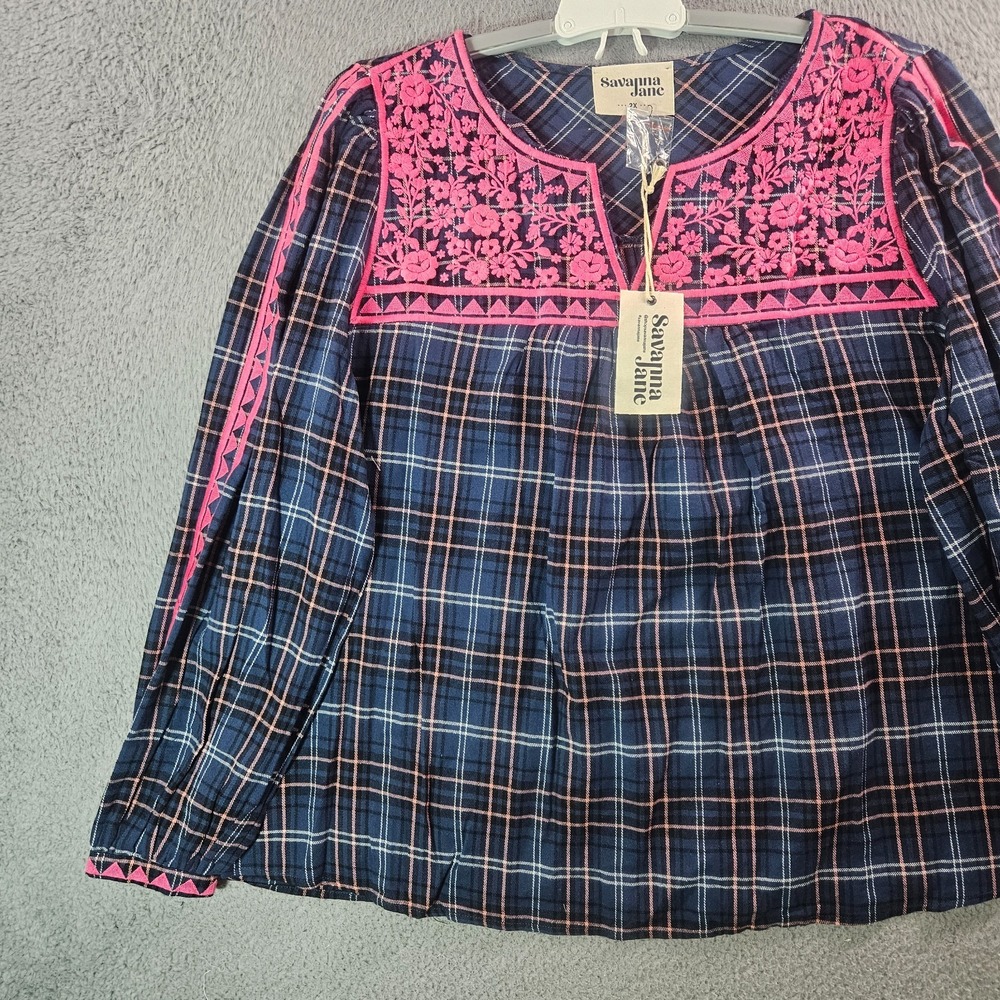 NEW Savanna Jane Top Blouse Women 2X Long Sleeve Floral Embroidered Pink Navy - Picture 2 of 9